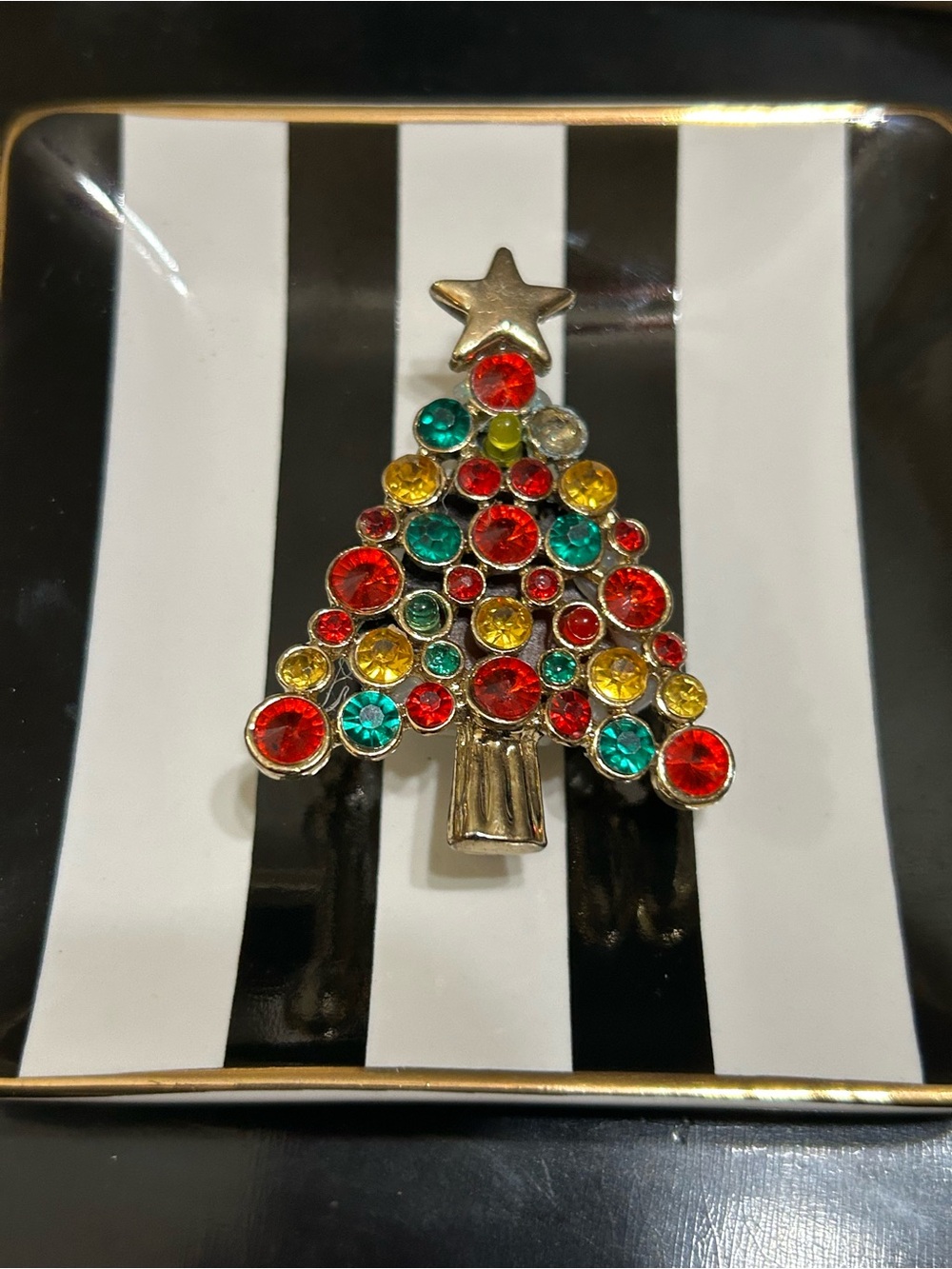 Vintage Gold Tone Christmas Tree Brooch Rhinestone Star Pin